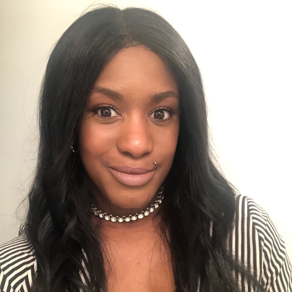 Meet your Posher, Angelyna